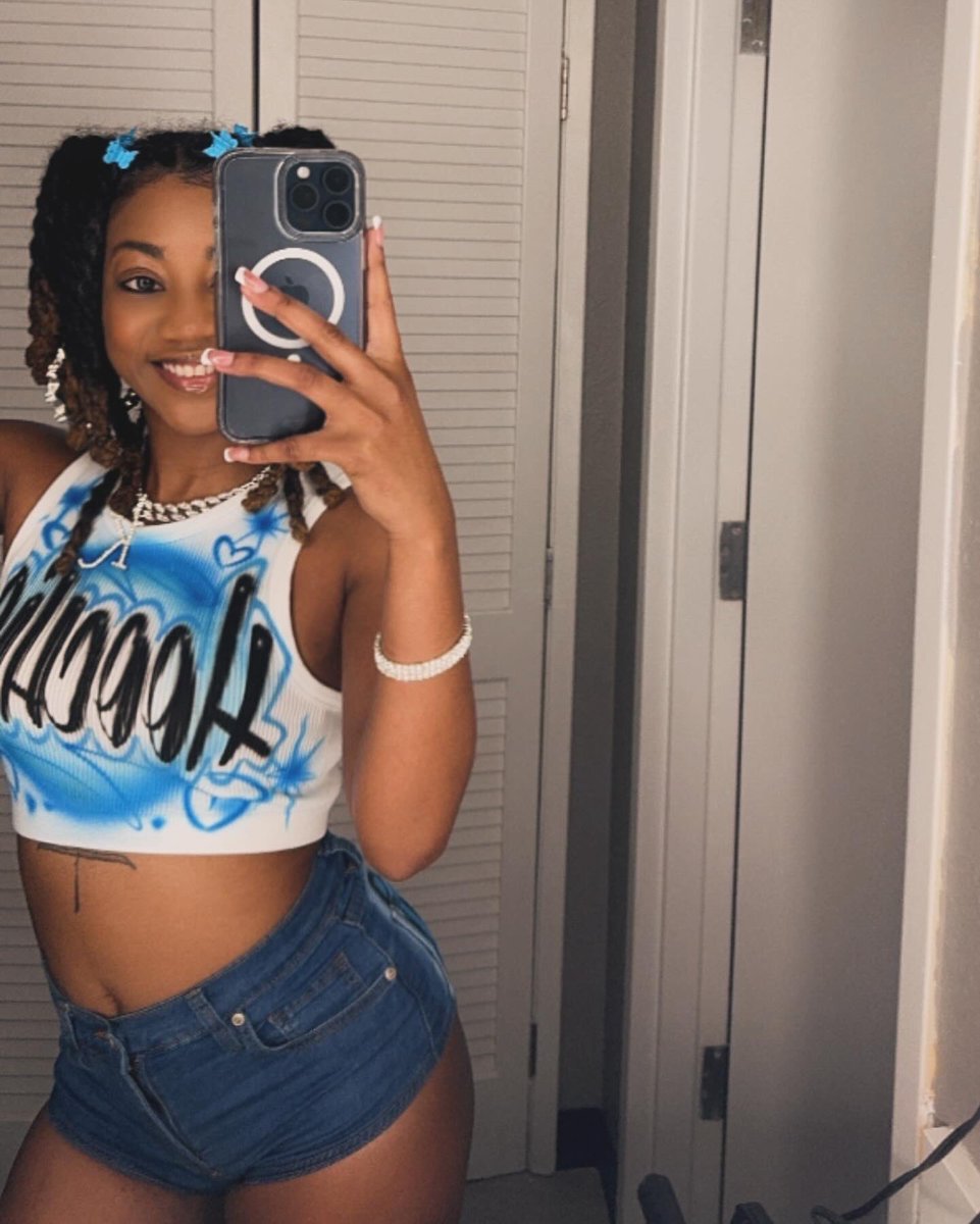 KweenKay_'s tweet image. FreakNik💙
