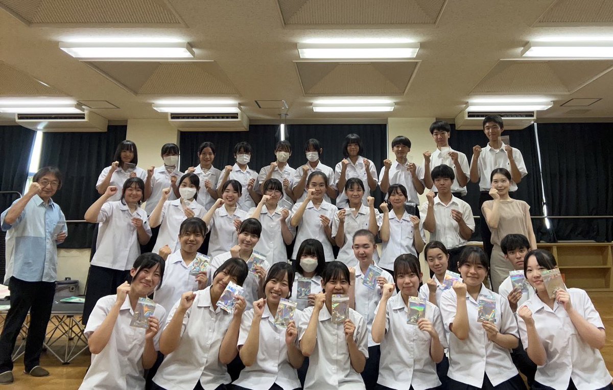 【第65回静岡県吹奏楽コンクール】
中部地区大会 B部門
銀賞🥈
惜しい結果とはなりましたが、自分たちのできる精一杯の演奏ができたと思います！コンクールの練習を通して身につけた技術を定期演奏会で生かしていけるように、これからの練習もがんばっていきます！