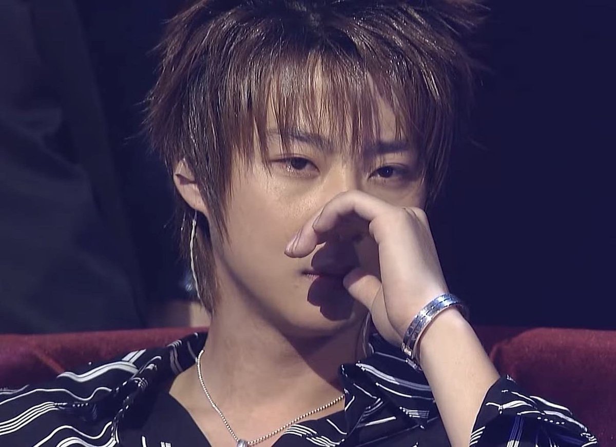 이때 얼굴이 진심 ㅆㅅㅌㅊ 리즈신데
이 갓꾸로 
느그슈프림에스 활동한거
정신적 손해배상 가능?