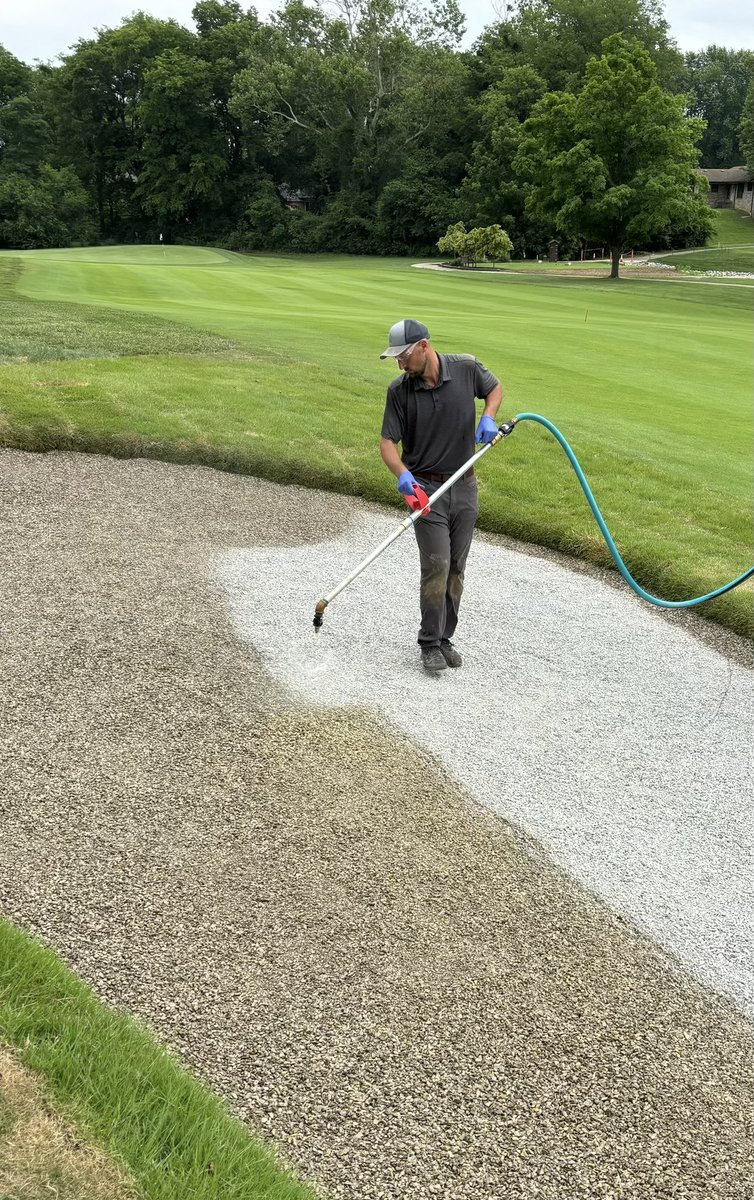 ntjturf's tweet photo. A demonstration bunker can be a very helpful decision making tool before committing to a full course renovation. #doitwell #doitonce https://t.co/mJOyDf4wyc