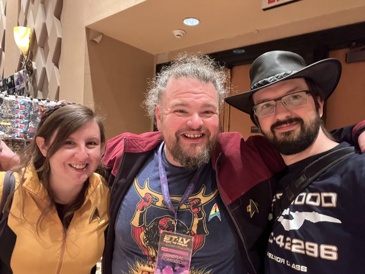 Wolf 359 Project (@wolf359project) on Twitter photo Managed to catch <a href="/CaptainJeremia1/">Jeremiah ○ ○ ○ ○ Starship Voyager</a> at #STLV, very excited to see what’s going to come with <a href="/Pathfinder2374/">Pathfinder Project</a> Managed to catch <a href="/CaptainJeremia1/">Jeremiah ○ ○ ○ ○ Starship Voyager</a> at #STLV, very excited to see what’s going to come with <a href="/Pathfinder2374/">Pathfinder Project</a>