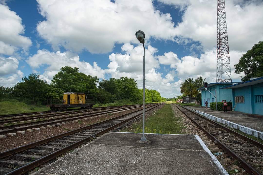 E_RdgzDavila's tweet photo. Estación de Guayos - Provincia de Sancti Spiritus 📍 https://t.co/S25bEdOI4m