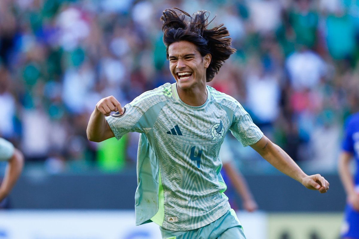 miseleccionmxEN's tweet photo. #U20 I DIEGO OCHOA 💚🤍❤️

#U20Championship https://t.co/zYf6TQcmJx