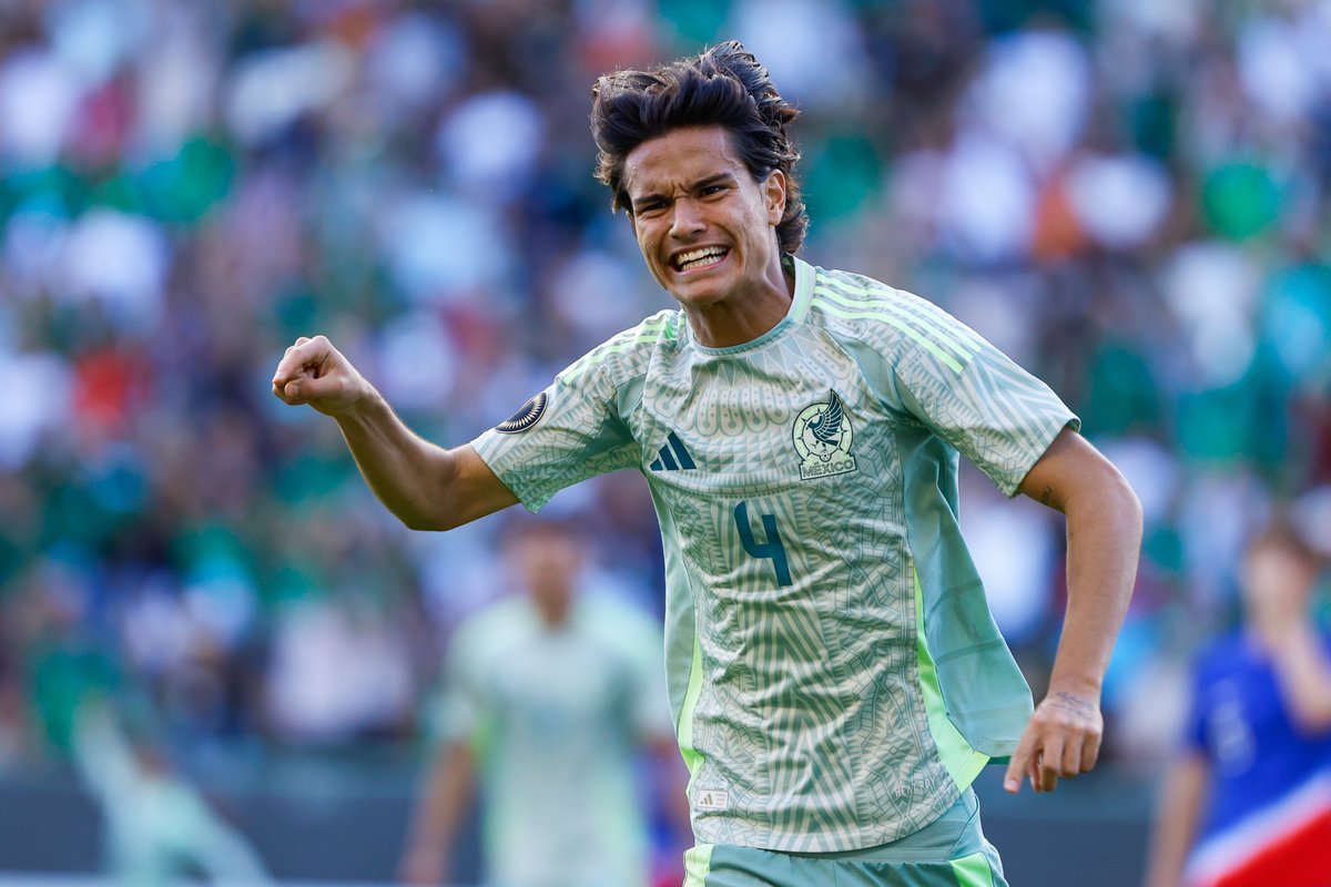 miseleccionmxEN's tweet photo. #U20 I DIEGO OCHOA 💚🤍❤️

#U20Championship https://t.co/zYf6TQcmJx