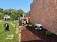 We are ready to start the 2024-25 school year thanks to the <a href="/LovetheVille/">tyler vest</a> volunteers!  These awesome volunteers gathered this morning and helped get both the school grounds and bulletin boards ready. Here's to a great year!!