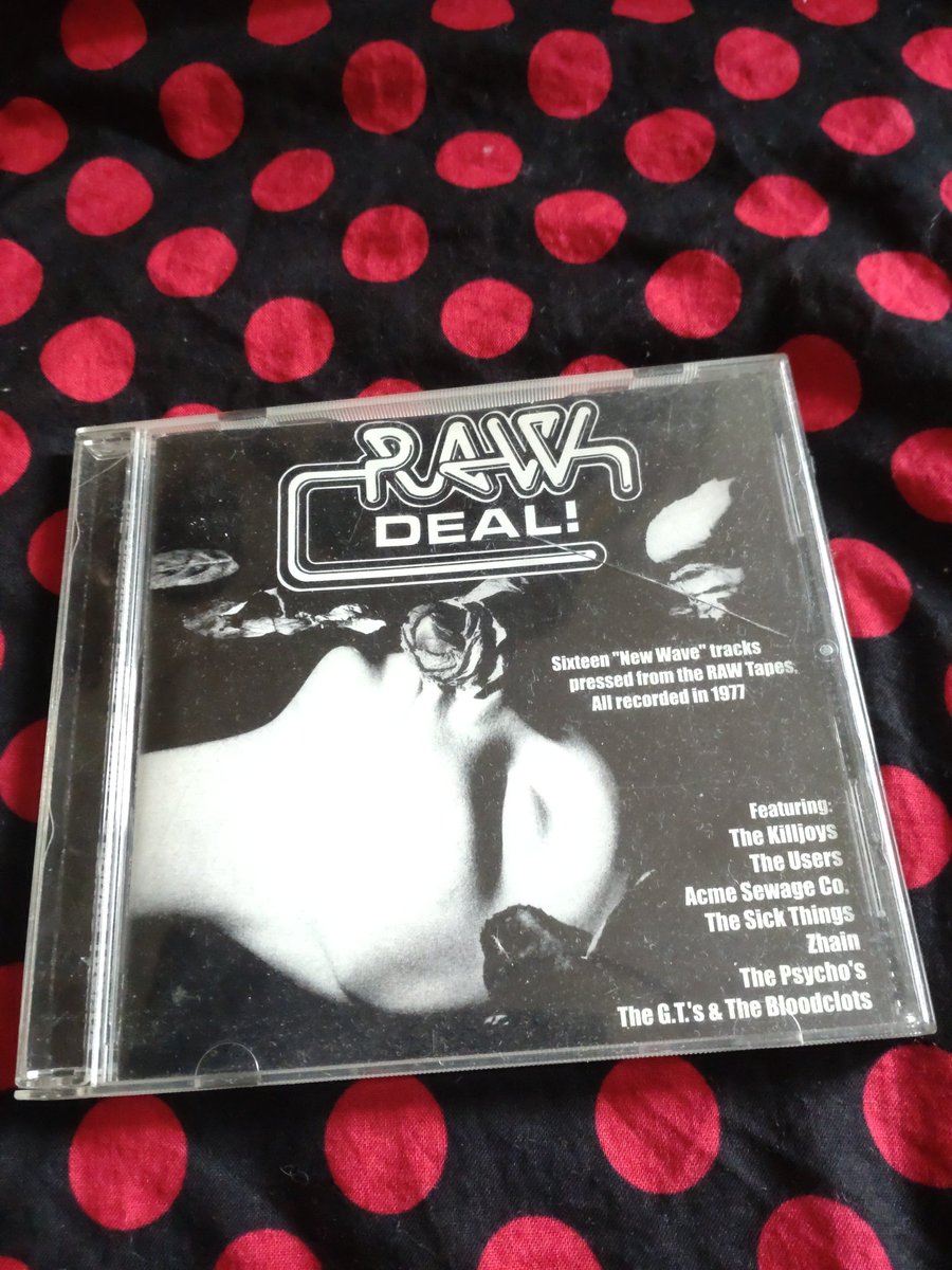 cIbEsZpennrq9Ue's tweet photo. 今朝の1枚💿&T👕😀🎵
皆様、おはようございます🌞✨
今日もヤバい暑さの1日🥵💦になる様です❕😱😂
今日も熱中症に注意です❗😅
本日も皆様が元気で、サイコーにハッピーでステキな日になります様に‼️😁👍
#RAWDEAL
#VA https://t.co/EkOzR1aVP6