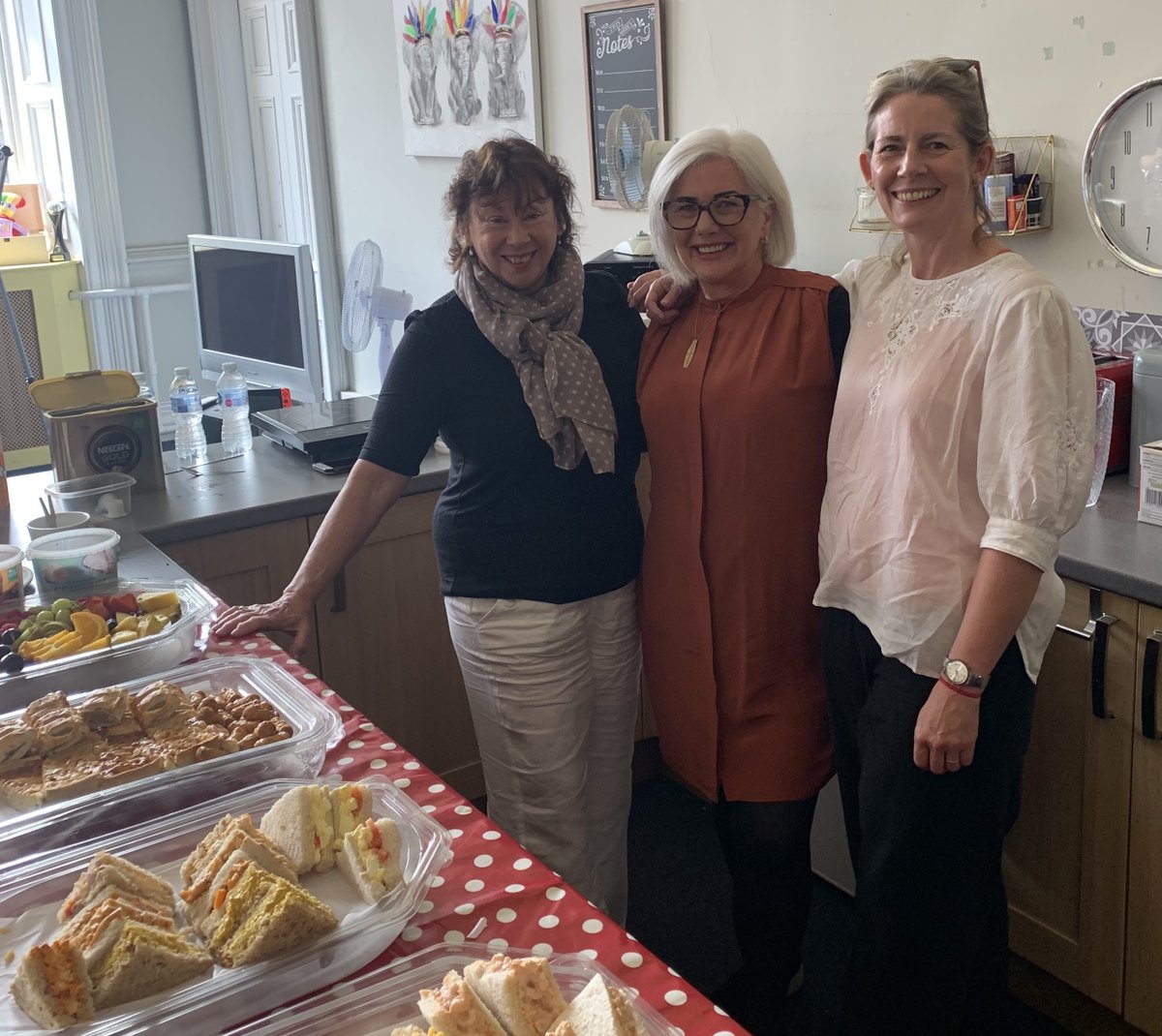 PuPprogram's tweet image. It was a whirlwind week for our co-developer @ProfSDawe, who was visiting the UK from Australia last month!🌎With UK PuP trainer Jenny Carpenter, she toured PuP sites across Scotland, including the amazing PuP Cafe in the Highlands. Huge thanks to @actnforchildren