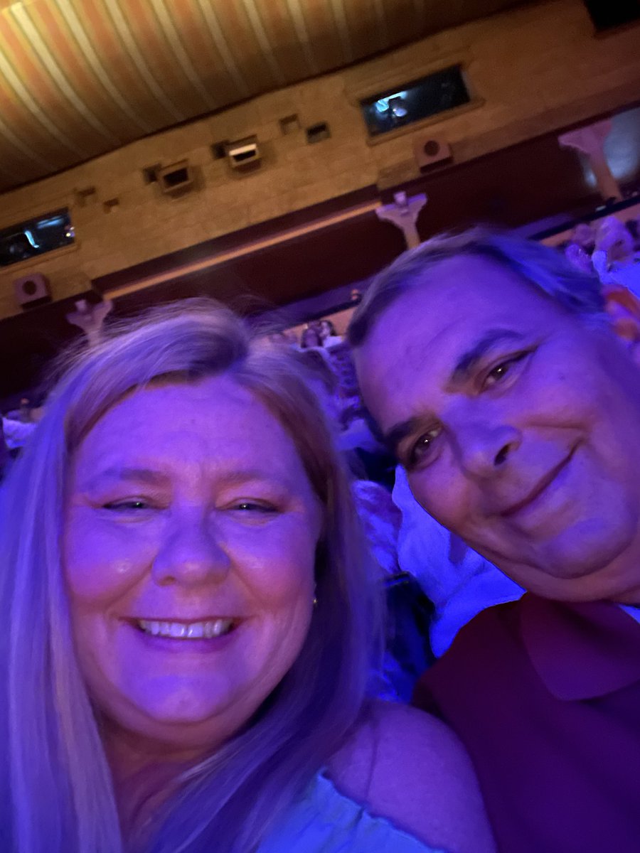 PriceCSRobotics's tweet image. Thank u @WhatsYourCor 4 the tix 2 see Funny Girl 🎉 we had so much fun!  #datenight #broadway #musical @TheFoxTheatre @EncoreAtlanta @PBS_Atlanta