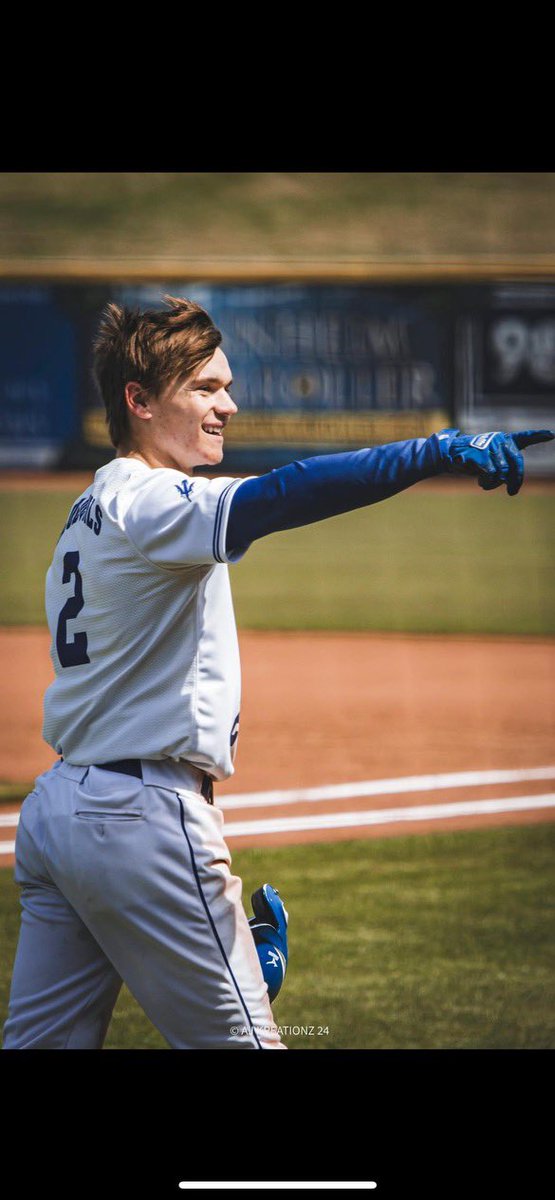 Senior year summer stats ⚾️

 21 GP
.484 AVG
.593 OBP
.661 SLS
1.254 OPS
30 Hits
5 2B
3 3B
18 BB/HPB
2 SO
26 SB

Going to be one of my toughest goodbyes, baseball has meant so much to me throughout my career and has given me enough memories to last a lifetime. #2out