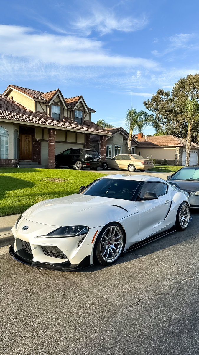 kuhnoo_mk2's tweet photo. new lip and washed 🤓 https://t.co/usLqaYx5KG