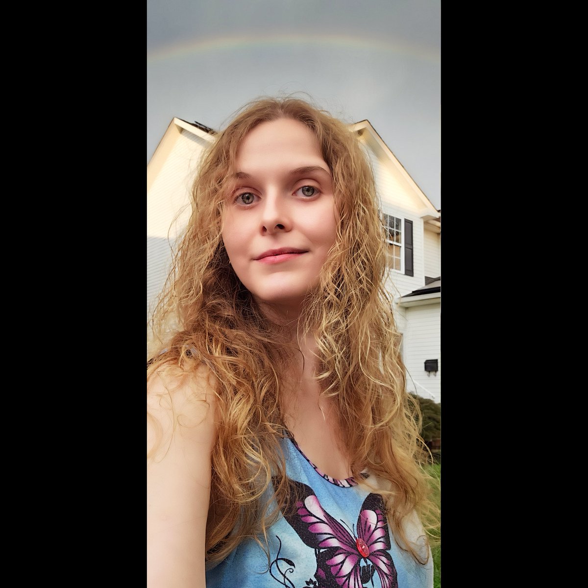 NatalieAPalumbo's tweet image. Filming in the rain... 🎶💙🎬🦋

#newyorknewyork #manhattan #motiongraphicsdesigner #visualeffectscompositor