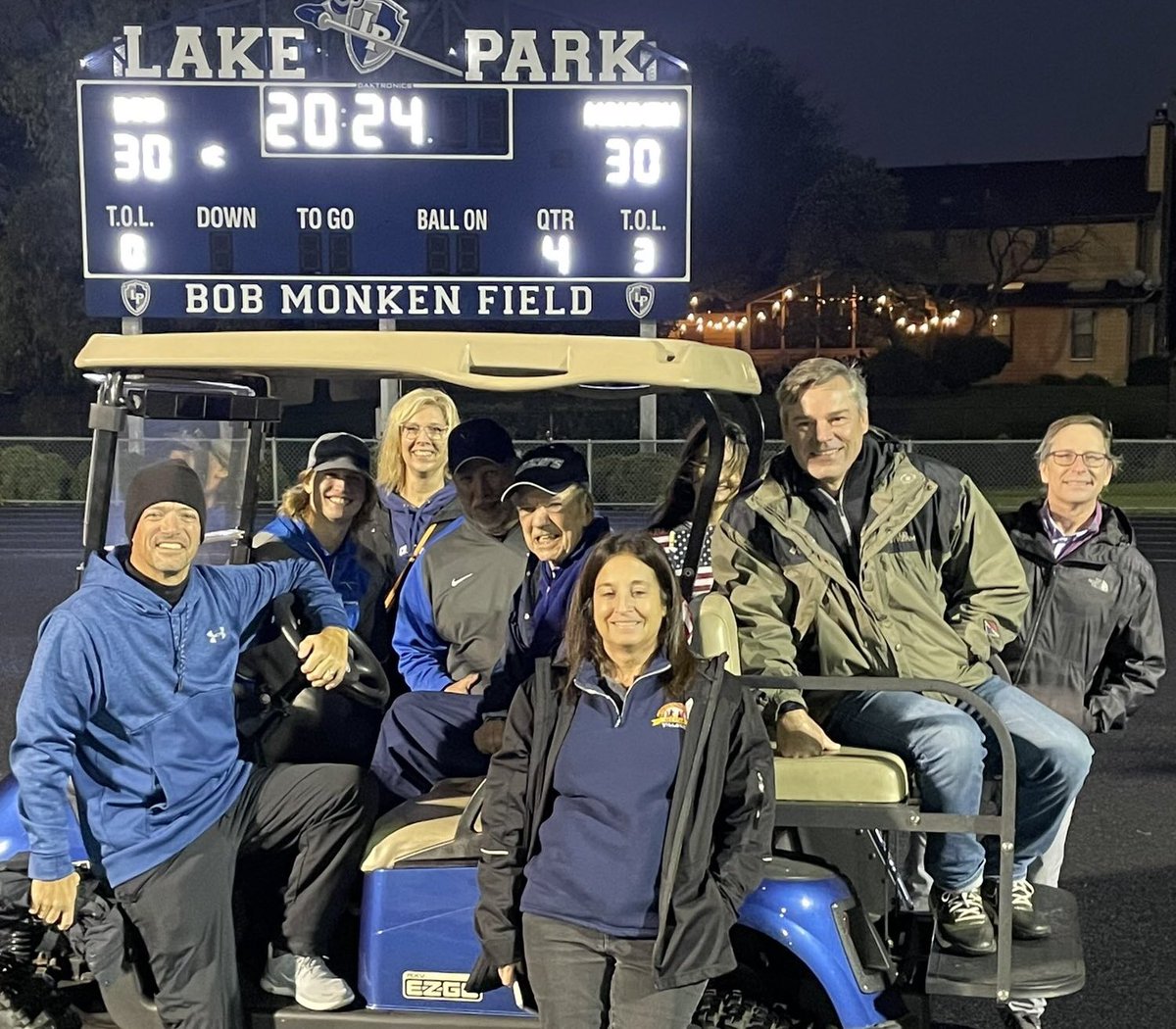 Lake Park mourns the loss of legendary Head Football Coach and <a href="/IHSFCA1/">IHSFCA</a> HOF inductee Bob Monken

Coach Monken led LP program for 3 decades. Our West Campus Stadium is named in his honor. His legacy will always be part of our program and school. Thank-you Coach and Rest in Peace🙏