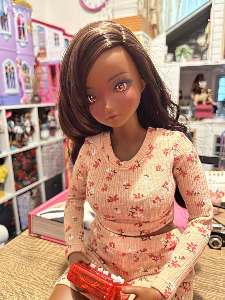 RubyredsWorldAB's tweet image. Lazy afternoon