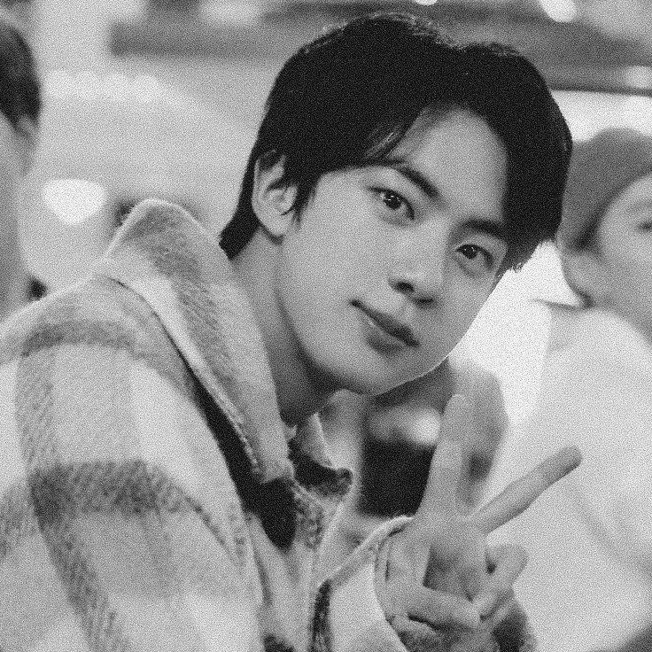 detailsofjin's tweet photo. eyes https://t.co/aELxjVbcmV