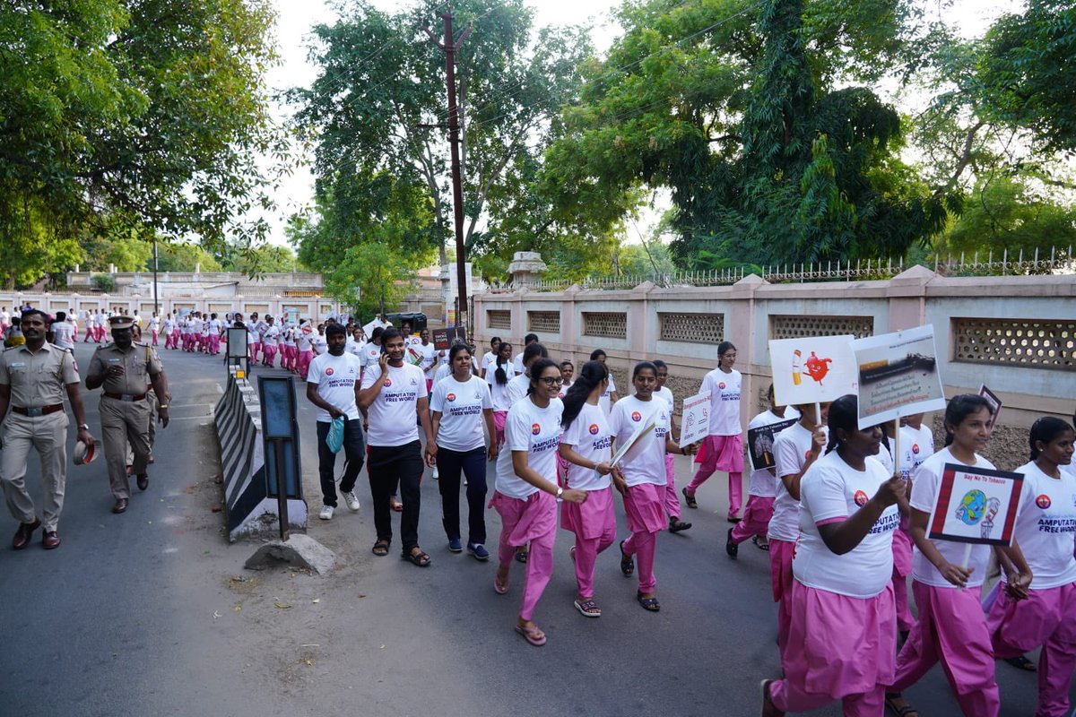 pcvasc's tweet photo. #amputationfreeworld Good show Madurai. Important to catch them young @Vascular_India @tapishsahu @drvsbedi https://t.co/cackMSsW6k