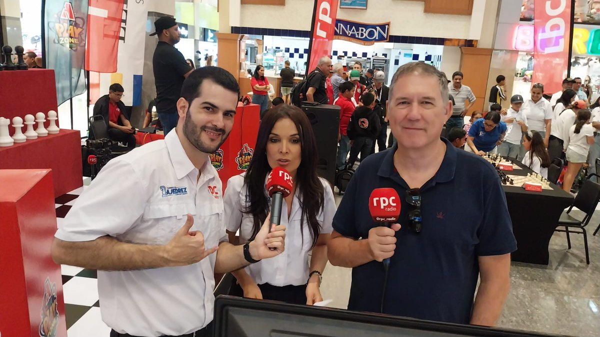 Miguel Illescas (@illescasmiguel) on Twitter photo Fue un honor participar del décimo aniversario de los amigos de <a href="/chesslogistic/">Chess Logistic</a> en Ciudad de Panamá. Playa, langosta y un poco de #ajedrez Fue un honor participar del décimo aniversario de los amigos de <a href="/chesslogistic/">Chess Logistic</a> en Ciudad de Panamá. Playa, langosta y un poco de #ajedrez