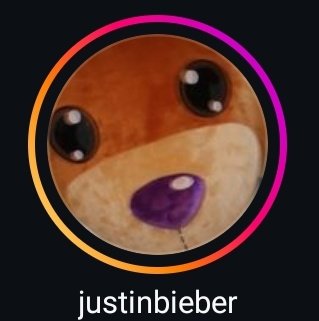 cada vez que me aparece esto se me paraliza 1 segundo el corazón pensando que es una foto de la mano o los pies del baby bieber