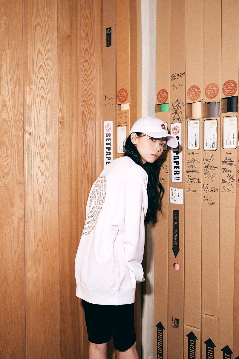 ULATAKALAKA×小林千晃 CHIAKISS👄 8/8(木) 19:00より受注開始致します