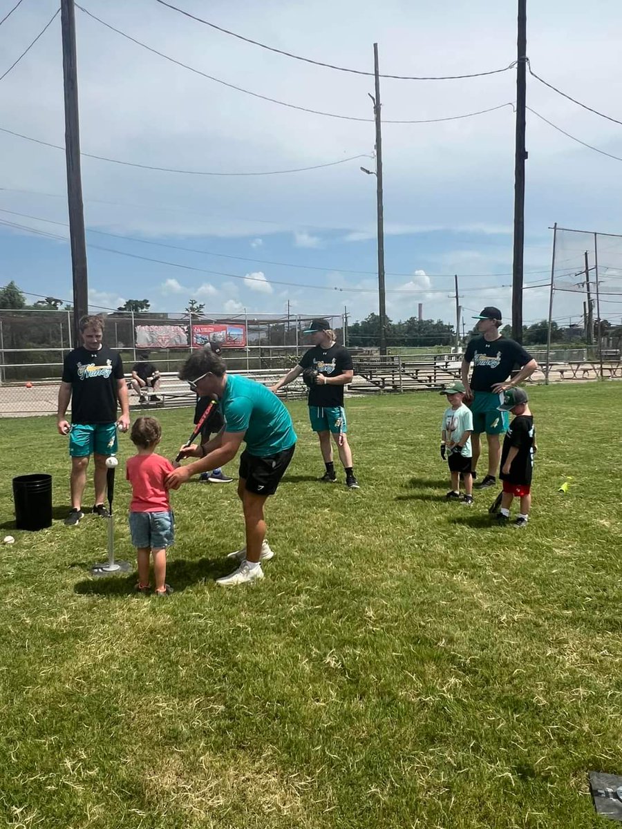 Katherine Lemoine tweet media