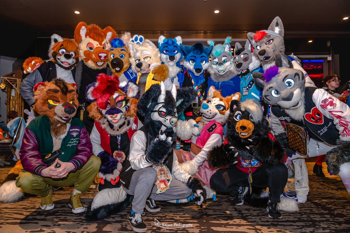 Raya 🧡 tweet media