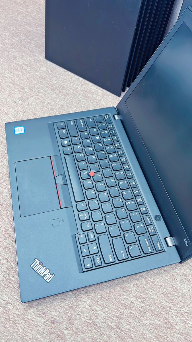 Paj_technical's tweet photo. ❒ ❒ ❒ ❒ ❒ ❒ ❒ ❒ ❒ ❒ ❒ ❒ 
*THINKPAD X280*
*CORE i7 8TH GEN*
*8GB 256GB SSD* 
*12.5 INCH FULL HD*
*(1920 X 1080)*
*HDMI TYPE C FACE*
*RECOGNIZER BACKLIT*
*KEYBOARD PERFECT*
*WORKING GRADE A*
*CONDITION NORMAL*
https://t.co/gfEEOIDVi0 https://t.co/Fh8WTWs8Kb