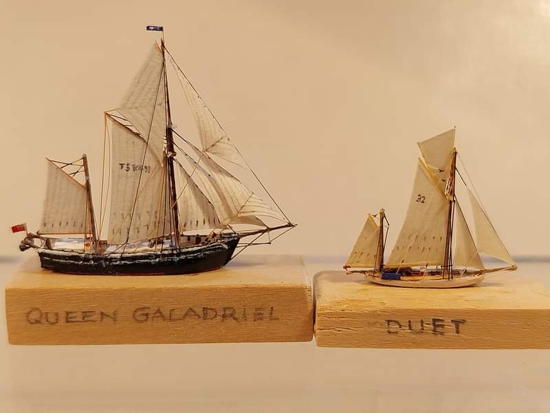 ColinMBaxter's tweet photo. Another little #Tallship @UKSailTraining 1/1250 model #Scratchbuilt , #QueenGaladriel operated by the @CirdanTrust who also have #Duet . Recently been in the #Solent and stopping @HaslarMarina #Gosport @gosport_nci @sloop_speedy @BPiniuta @MaritimHeritage @NatHistShips https://t.co/ljeu0rAYe6