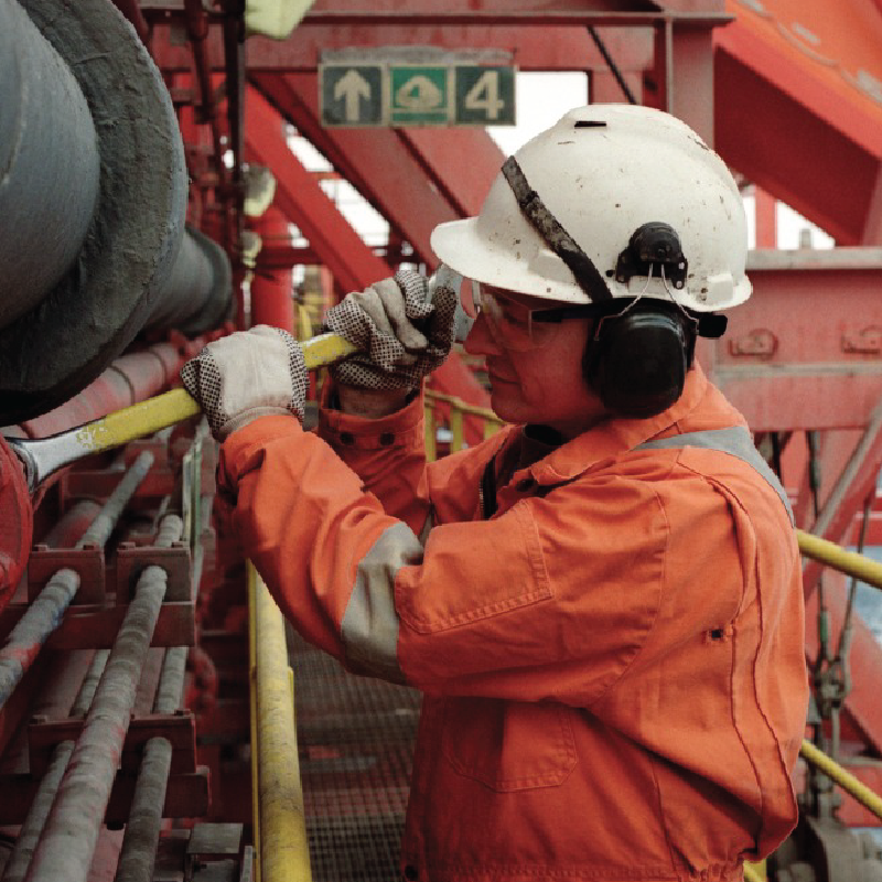 MarexRisk's tweet photo. The fire resistance of composite deck gratings has become a subject of intense scrutiny.

Here, our director Neil Smeaton discusses how Marex has supported clients in evaluating the use of #FRP grating onboard offshore installations.

https://t.co/uGiy8N8yvs 
@H_S_E https://t.co/GLOMo4Kuxv