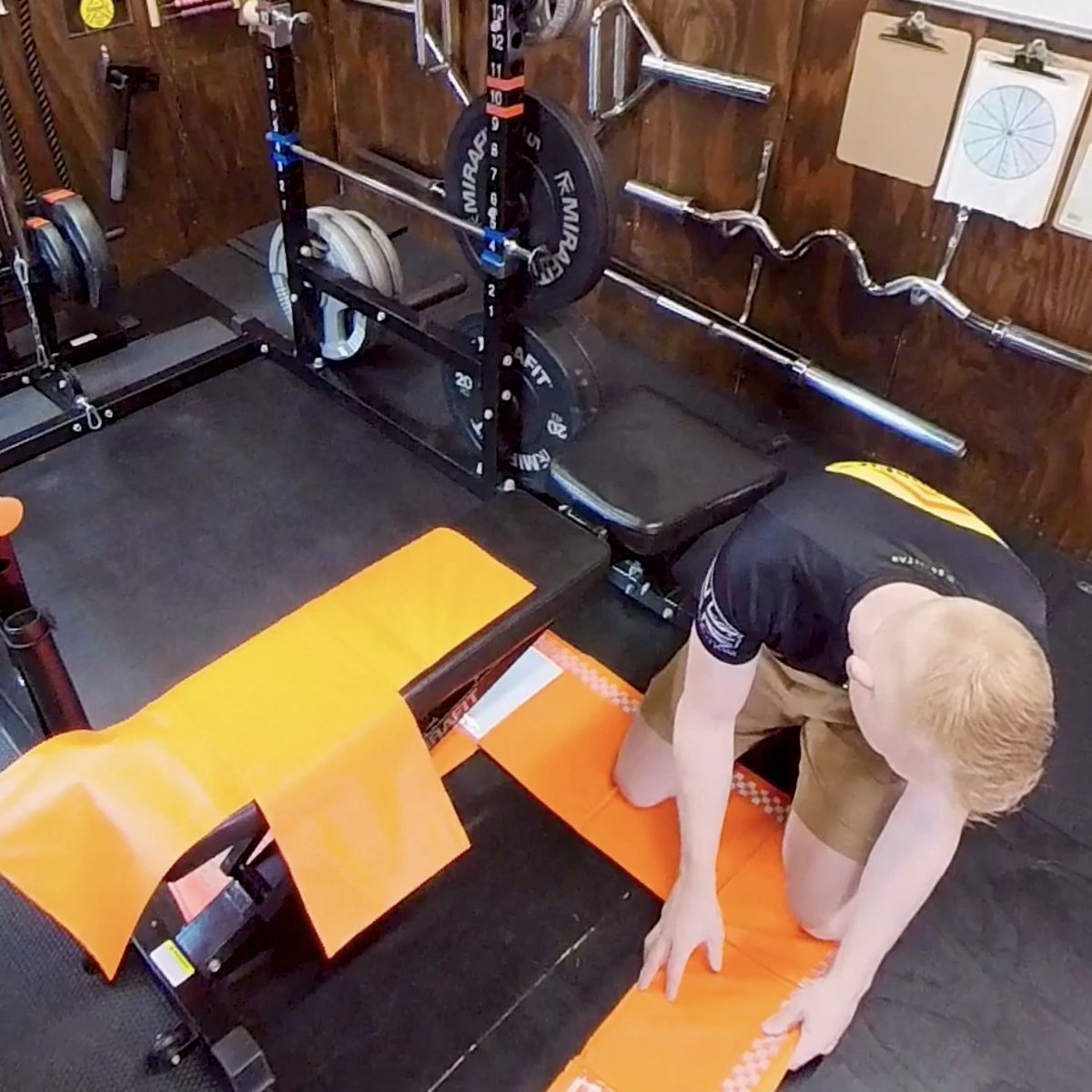 🚨 A 𝐡𝐮𝐠𝐞 𝐭𝐡𝐚𝐧𝐤 𝐲𝐨𝐮 to our friends at @rescuefituk🚨

We are thrilled to see the amazing unboxing video of the 𝐏𝐫𝐞-𝐇𝐨𝐬𝐩𝐢𝐭𝐚𝐥 𝐂𝐀𝐙𝐌𝐀𝐓 𝐊𝐧𝐞𝐞𝐥𝐢𝐧𝐠 𝐌𝐚𝐭 on your YouTube channel! 

Watch here - youtube.com/watch?v=8C1WDx…

#OpenhouseProducts