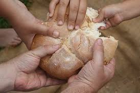 As we Maltese enjoy our Festa Season, may I suggest that we invite as many brothers and sisters to join at our tables by donating to LOOP who through Il-Kcina ta’ Marta are offering meals to those who need our help. djakonija.org/donate/