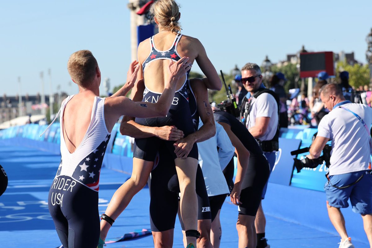 World Triathlon (@worldtriathlon) on Twitter photo Take a bow <a href="/taylorknibb/">Taylor Knibb</a> for one of the legs of the day to haul USA into that incredible battle #Triathlon #Olympics #Paris2024 Take a bow <a href="/taylorknibb/">Taylor Knibb</a> for one of the legs of the day to haul USA into that incredible battle #Triathlon #Olympics #Paris2024