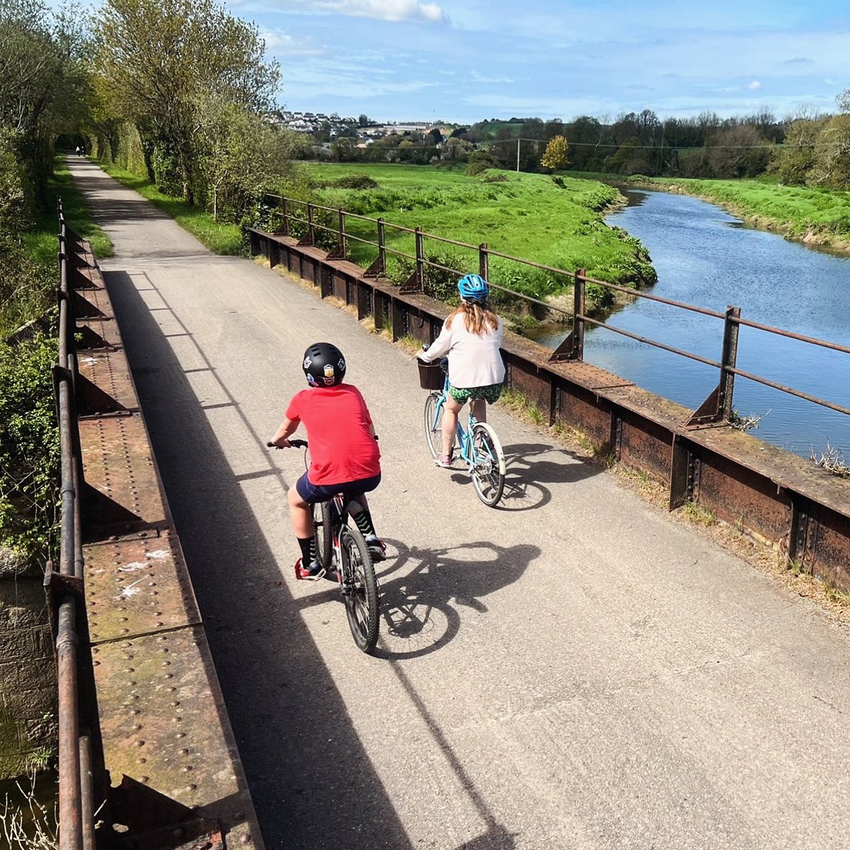 MapsofCornwall's tweet image. The weather is looking ideal for a cycle along the Camel Trail tomorrow.

Plan your route and explore this beautiful part of Cornwall with our FREE to download trail map at visitcameltrail.co.uk 

 #Cornwall #freemap #touristmap #vacation #travel #tourism #CamelTrail
