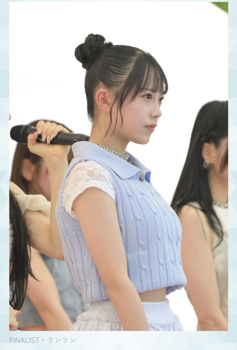 Yukinya_0's tweet photo. リンリンは15歳ながらも、ダンスも歌も上手で、表情管理が得意な、最強アイドルです!水色が似合い、1度の挫折からもめげずに、TIFのステージへ上がってきているシンデレラストーリも持っているシンデレラガールにふさわしい子です!
#夏のシンデレラ2024 #FAINALIST #TIF2024の思い出 https://t.co/eK6JusthjB