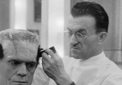 JimOusley's tweet photo. Really loving Batman: Caped Crusader. Episode 2 has some great classic Universal Horror references. This homage to master makeup artist Jack Pierce was my favorite. #BatmanCapedCrusader #HorrorCommunity #UniversalClassicHorror https://t.co/ZaB8lfRzD3