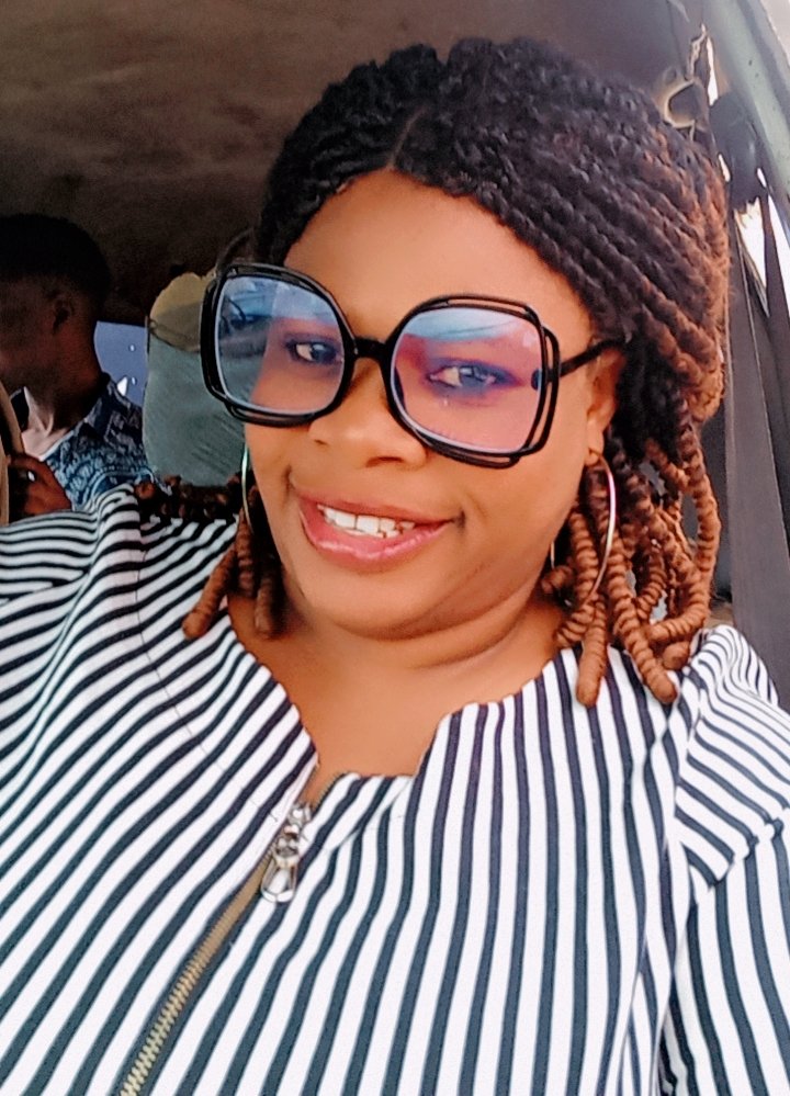 Goodyamara's tweet image. A wise person knows that there is something to be learned from everyone.