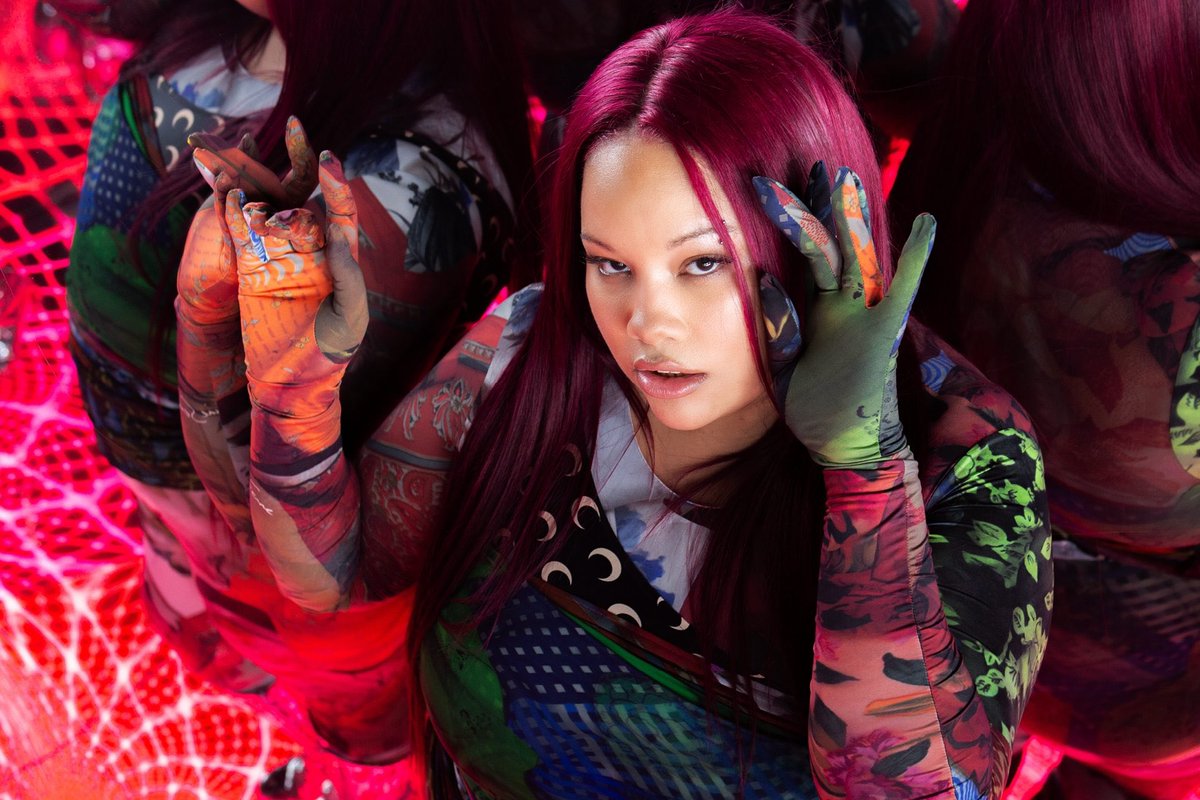 wizz from twittеr ★ tweet media