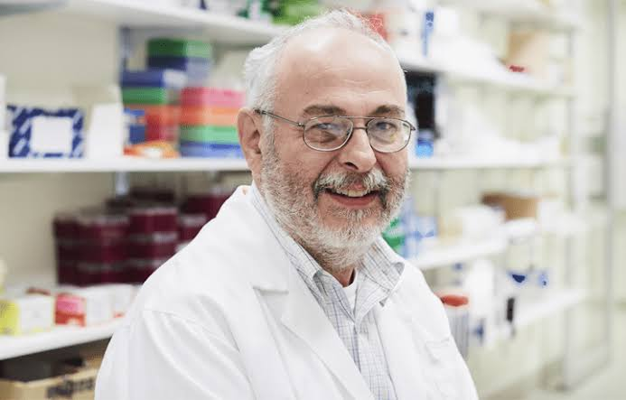 Australasian Epigenetics Alliance (@aepia) on Twitter photo We're saddened to hear of the passing of A/Prof Alexander Dobrovic <a href="/AlexDobrovic/">Alex Dobrovic</a>. A dedicated cancer researcher and epigeneticist, his lab was at the forefront of bringing epigenetic based tests into the clinic. 1/3 We're saddened to hear of the passing of A/Prof Alexander Dobrovic <a href="/AlexDobrovic/">Alex Dobrovic</a>. A dedicated cancer researcher and epigeneticist, his lab was at the forefront of bringing epigenetic based tests into the clinic. 1/3