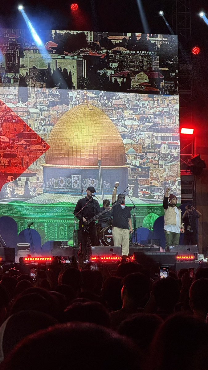 Respect! <a href="/_BondanPrakoso_/">Bondan Prakoso</a>