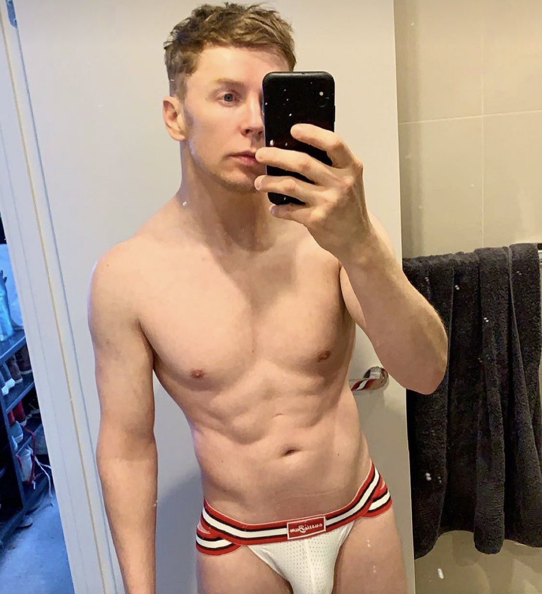 Cropped …. But not for those who know 😉