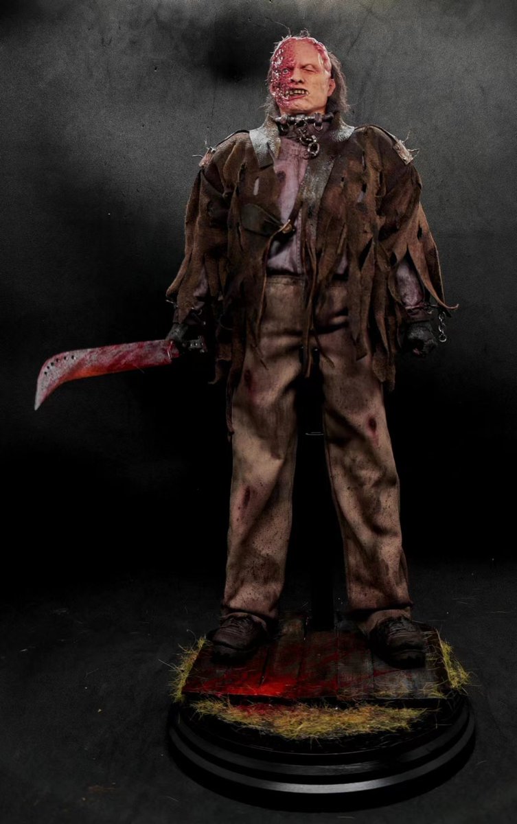 VoorheesGotMe's tweet photo. Another commission down, destined for Oklahoma! 💀 🔪 🛰️🌌 This time, #JasonVoorhees from #JasonX! An underated, fun filled, slashtastic entry in the #FridayThe13th franchise - keep your eyes peeled for my #UberJason in development 👀 
#HorrorCommunity #HorrorFamily #toycollector https://t.co/aC9a1xsMD3