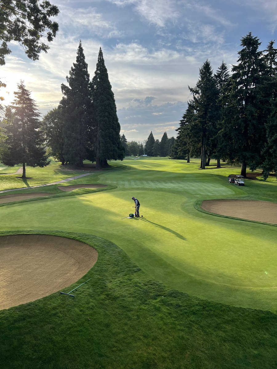 Jake_Turf's tweet image. Another successful #LPGA @PortlandClassic in the books at Columbia Edgewater!  

Time to get my sleep schedule back on Track 😴