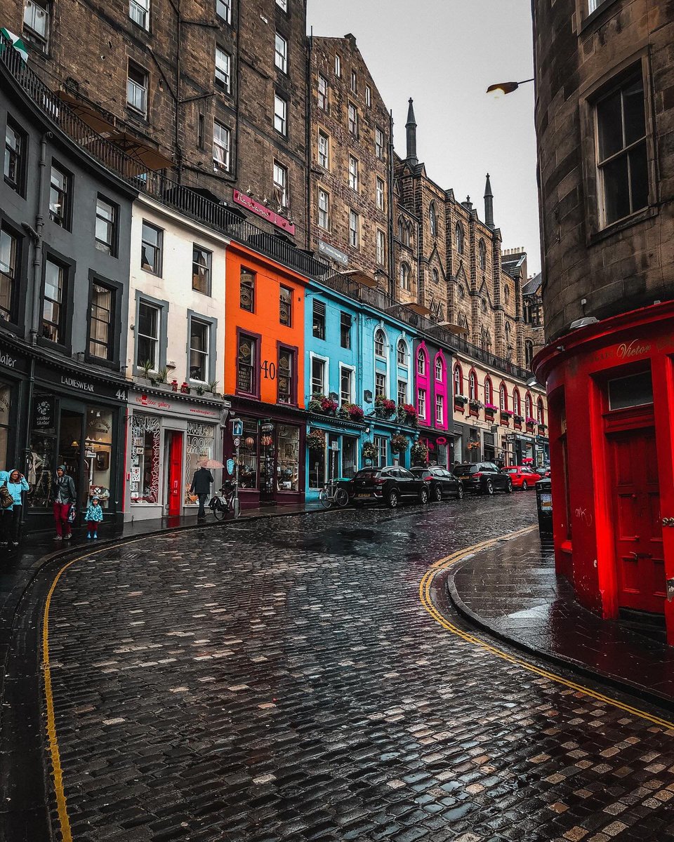Red_united_Red's tweet image. Edinburgh 
#photoof