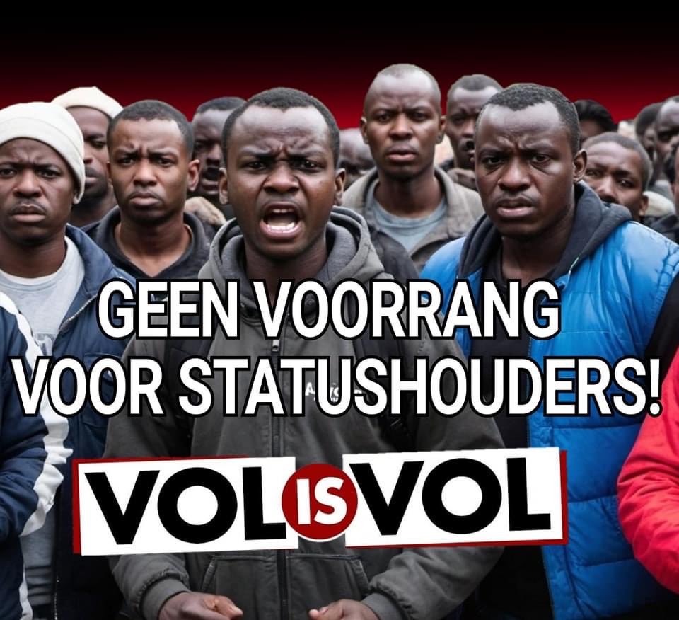 benerklaarmee2's tweet image. Uiterst rechts, vieze linkse kutkrant, mensen zijn schijtziek van die asielzoekers, het is wachten tot de vlam overslaat neer de EU.....vol is vol en links dramt maar door.

#istandwithUK