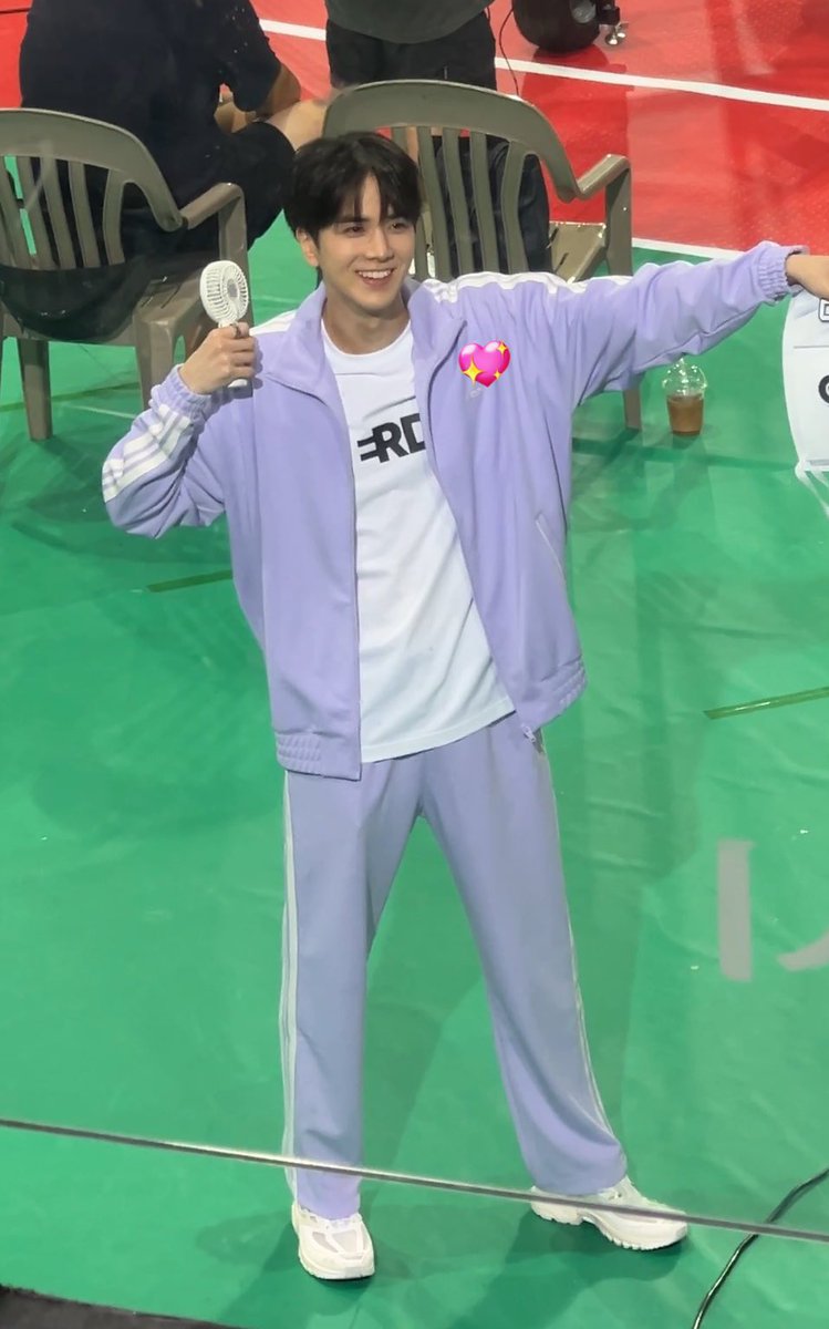 우리강아지 많이컸다..🥹💜