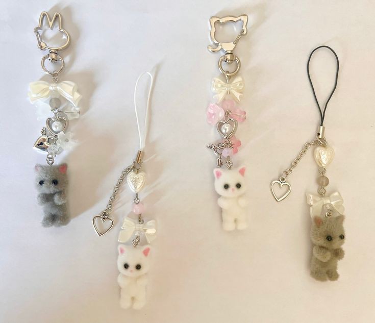 catto keychain 
s.shopee.co.id/7UwYQfJWom