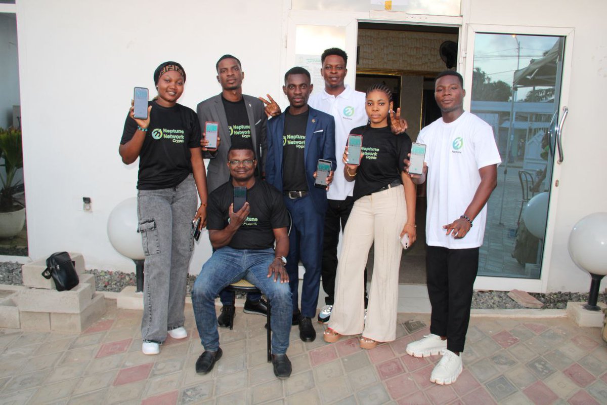 Neptune Network Togo 🇹🇬🇹🇬🇹🇬offline meeting concluded successfully

👋The meeting was led by Togolese Ambassador AZankli Sidoine, and participated in by energetic and dreamy team members, and enthusiastically discussed the development prospects of Neptune Network, laying a solid