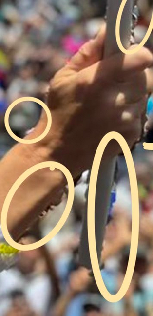 Venezuelan TV exec Idania Chirinos shares a photo of Maria Corina Machado standing in front of a huge, cheering crowd. 

The problem? She has been photoshopped in (badly).