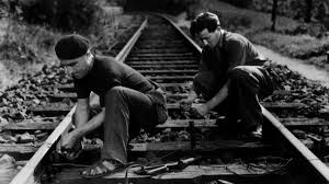 merlinpapin3's tweet photo. .@FredOL69007 Ce soir sur @C8TV 2ème partie de soirée le film #LaBatailleduRail de René Clément (1946)
Avec : Tony Laurent, Lucien Desagneaux, Robert Le Ray, Léon Pauléon, Redon, François Joux, Michel Salina, Marcel Barnault, Jean Clarieux, Jean Daurand, Pierre Latour, Pierre Lozach, Pierre Mindaist, Fernand Rauzéna, Max Woll