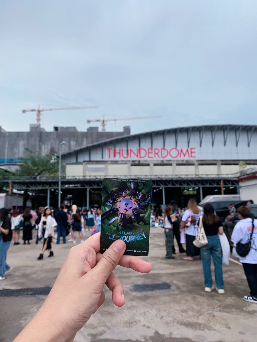 ทาแล๊ดแทดแทด ft.รอม้วนกับคอน 2 แอทลาส 🍼 tweet media