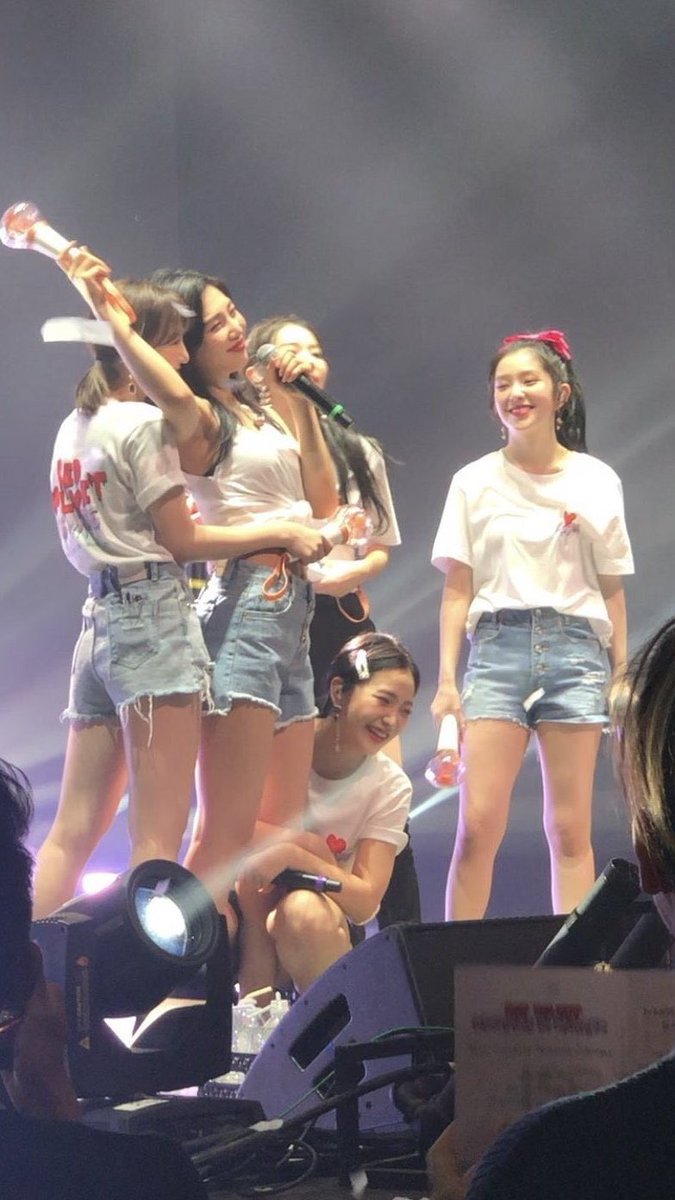 irenerv30329's tweet image. 변함없다는게 이렇게 행복한 일이었군..