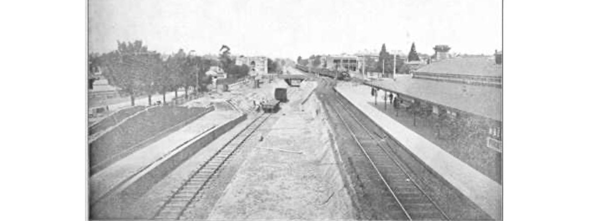 MalvernHistory's tweet photo. Hawksburn Railway Station 1913, showing regrading work on the Gippsland line. Duplicate track was laid and regrading allowed railway overpasses to be developed, eliminating level crossings. The first Hawksburn Station can be seen in the image #StonnHistory https://t.co/xMi1V6ANlx